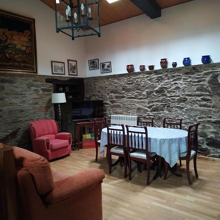 Casa O Castelo En Touro Villa Eksteriør billede