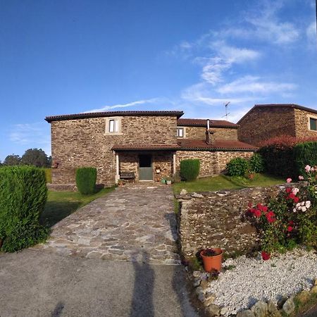 Casa O Castelo En Touro Villa Eksteriør billede