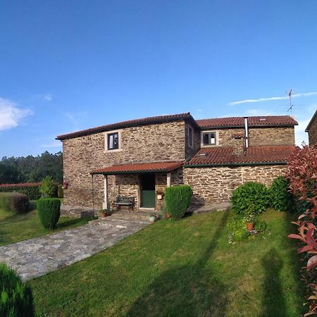 Casa O Castelo En Touro Villa Eksteriør billede