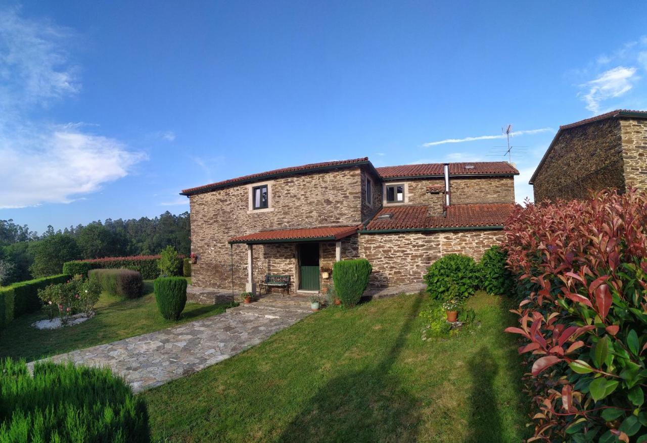 Casa O Castelo En Touro Villa Eksteriør billede